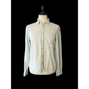 American Eagle Women's Small Light Wash Denim Button Up Shirt Single Pocket